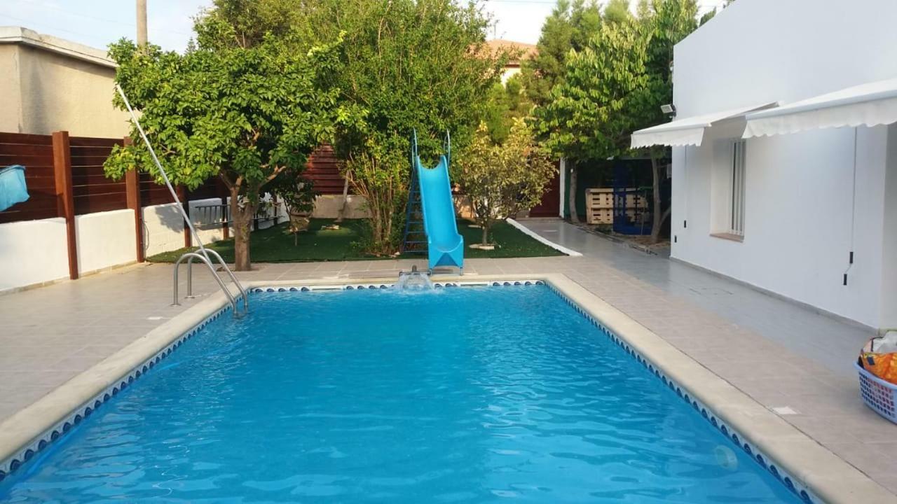 Alekas Pool And Garden Tatil Evi